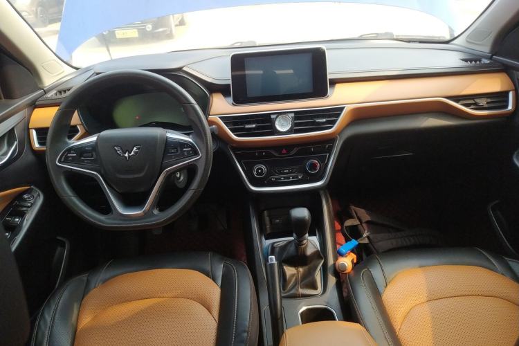 Used Wuling Hongguang S3 2018 1.5L Manual Luxury Model China V Standard Center Console
