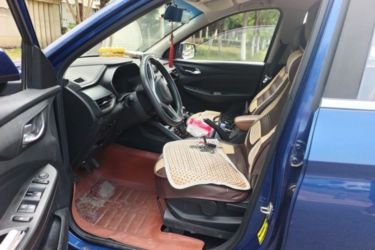 Used Wuling Hongguang S3 2018 1.5L Manual Comfort Model China V Standard Driver Seat