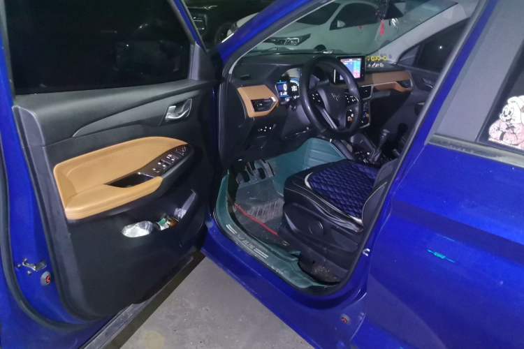 Used Wuling Hongguang S3 2018 1.5T Manual Luxury Model China V Standard Driver Seat