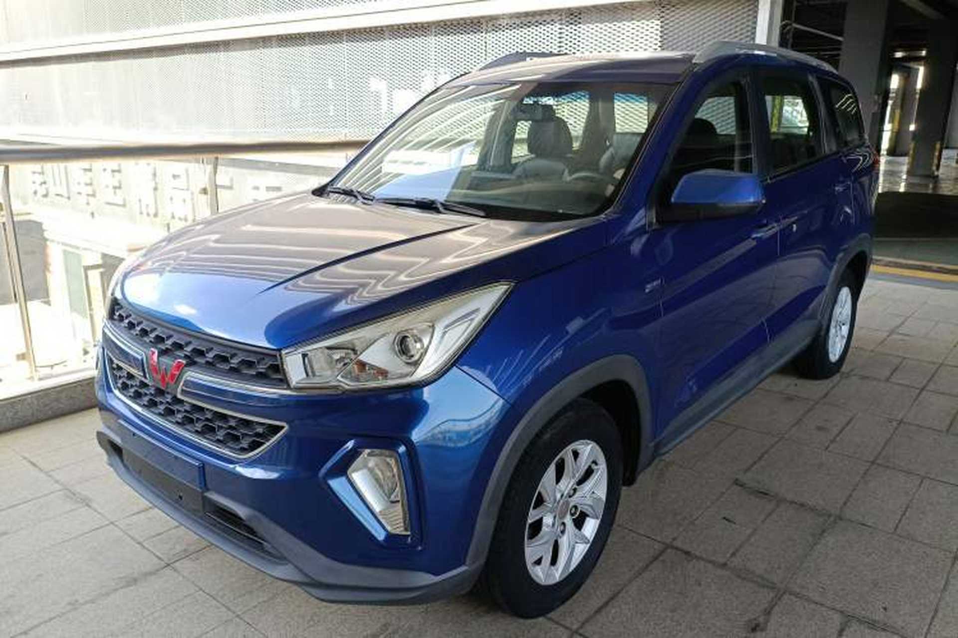 Used Wuling Hongguang S3 2018 1.5T Manual Luxury Model China V Standard Front Left 45 Deg