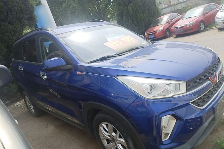 Used Wuling Hongguang S3 2018 1.5L Manual Comfort Model China V Standard Front Right 45 Deg