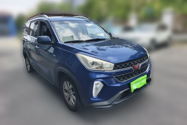 Used Wuling Hongguang S3 2018 1.5T Manual Luxury Model China V Standard Front Right 45 Deg