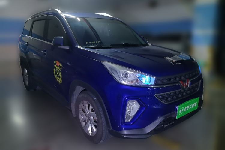Used Wuling Hongguang S3 2018 1.5T Manual Luxury Model China V Standard Front Right 45 Deg