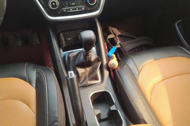 Used Wuling Hongguang S3 2018 1.5L Manual Luxury Model China V Standard Gear Lever