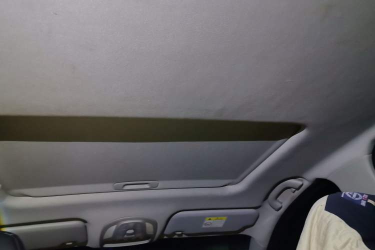 Used Wuling Hongguang S3 2018 1.5T Manual Luxury Model China V Standard Headliner