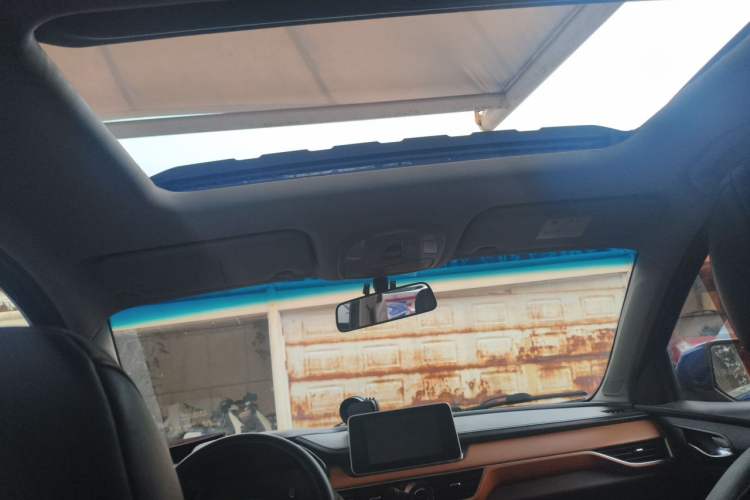 Used Wuling Hongguang S3 2018 1.5L Manual Luxury Model China V Standard Headliner