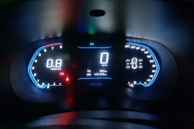 Used Wuling Hongguang S3 2018 1.5T Manual Luxury Model China V Standard Instrument Cluster