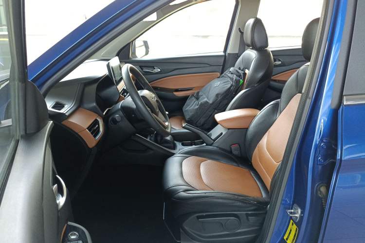 Used Wuling Hongguang S3 2018 1.5T Manual Luxury Model China V Standard Left Front Seat