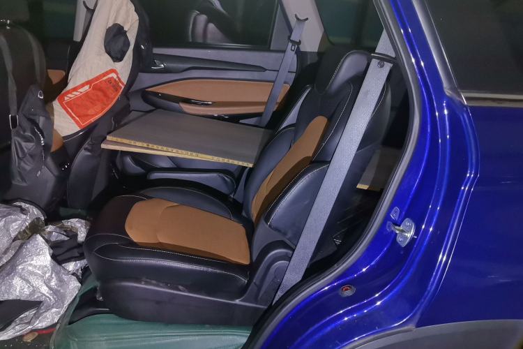 Used Wuling Hongguang S3 2018 1.5T Manual Luxury Model China V Standard Left Rear Seat