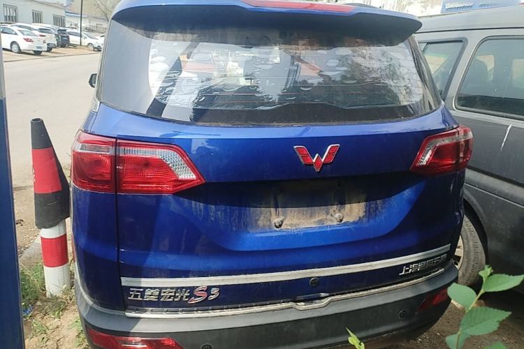Used Wuling Hongguang S3 2018 1.5L Manual Comfort Model China V Standard Rear