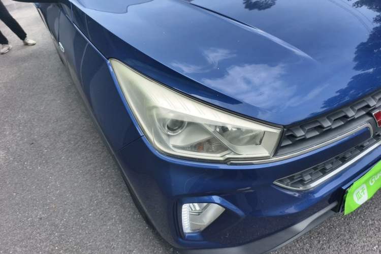 Used Wuling Hongguang S3 2018 1.5T Manual Luxury Model China V Standard Right Front Headlight