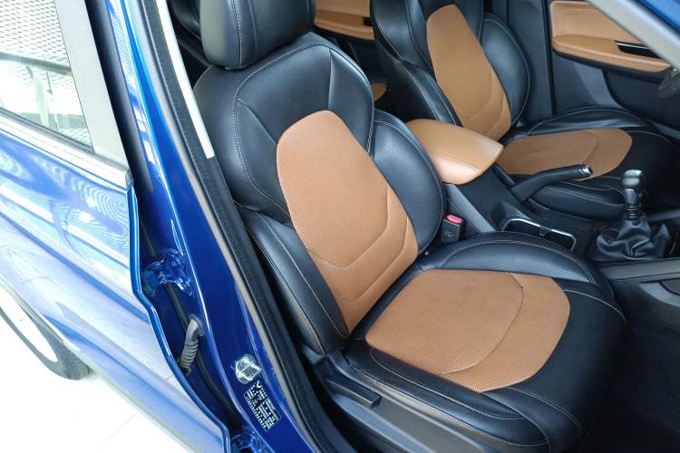 Used Wuling Hongguang S3 2018 1.5T Manual Luxury Model China V Standard Right Front Seat