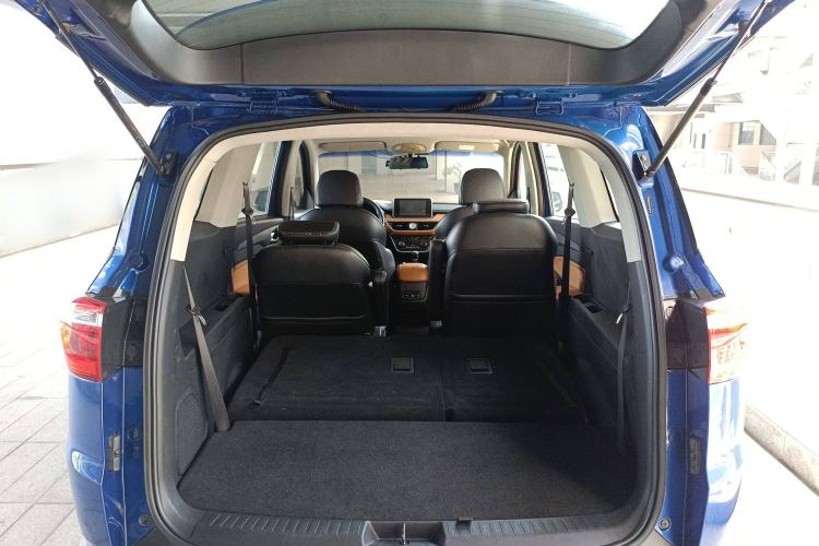 Used Wuling Hongguang S3 2018 1.5T Manual Luxury Model China V Standard Trunk