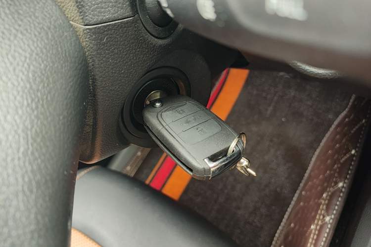 Used Wuling Hongguang S3 2018 1.5L Manual Comfort Model China V Standard Vehicle Key
