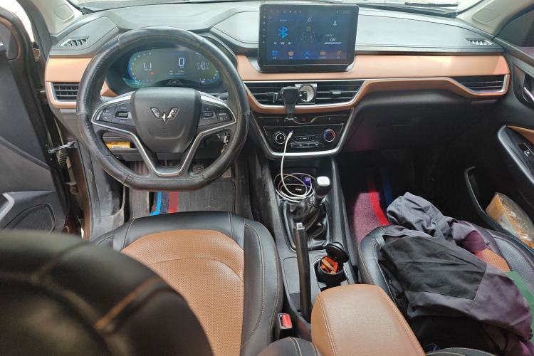 Used Wuling Hongguang S3 2018 1.5L Manual Luxury Model China V Standard Center Console