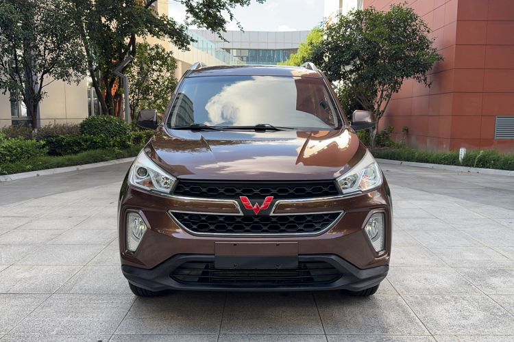 Used Wuling Hongguang S3 2018 1.5T Manual Luxury Model China V Standard Exterior 1