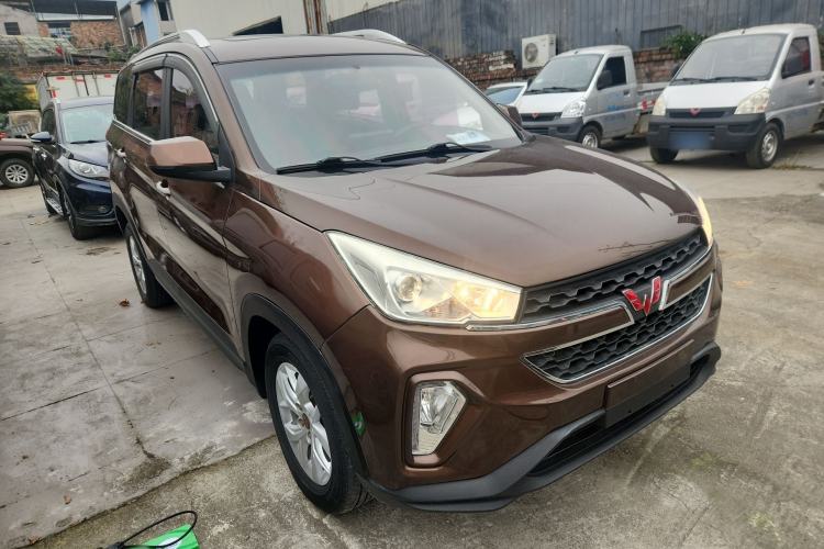 Used Wuling Hongguang S3 2018 1.5L Manual Luxury Model China V Standard Front Right 45 Deg