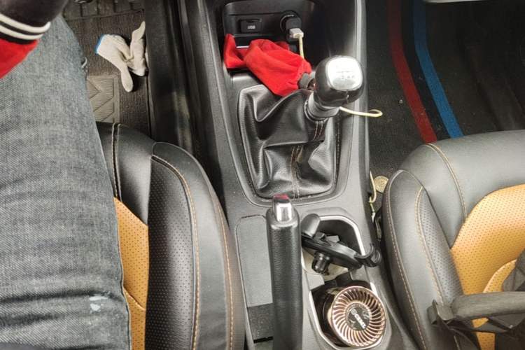 Used Wuling Hongguang S3 2018 1.5L Manual Comfort Model China V Standard Gear Lever