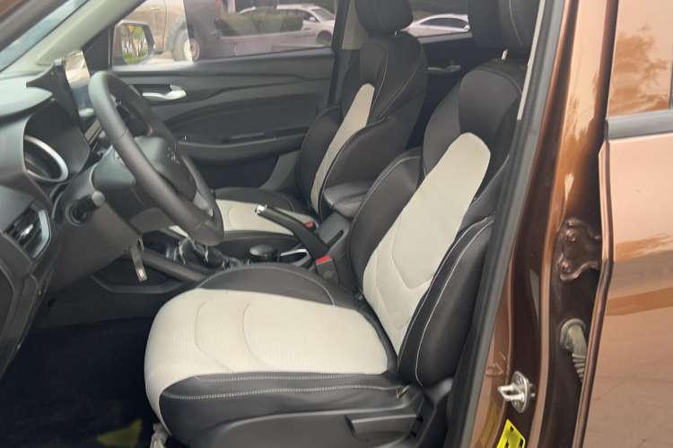 Used Wuling Hongguang S3 2018 1.5L Manual Standard Version China V Standard Left Front Seat