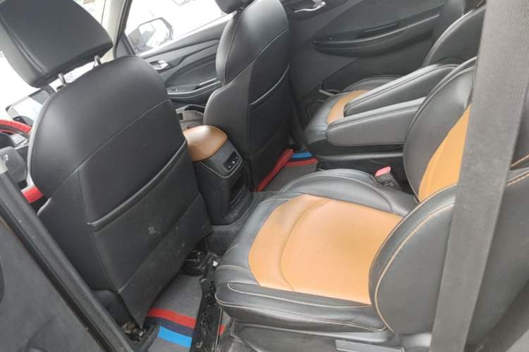 Used Wuling Hongguang S3 2018 1.5L Manual Comfort Model China V Standard Left Rear Seat