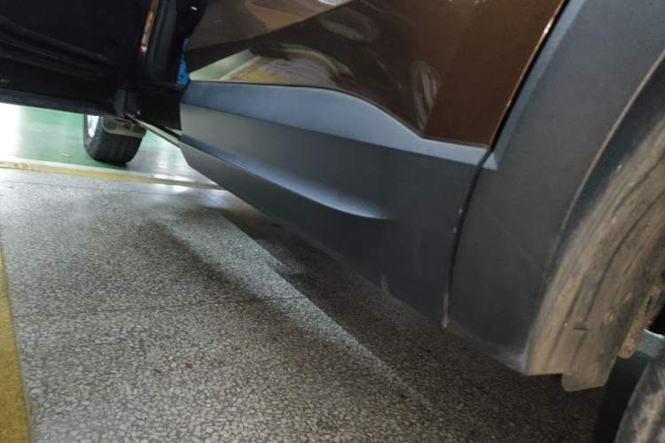 Used Wuling Hongguang S3 2018 1.5L Manual Luxury Model China V Standard Left Side Sill