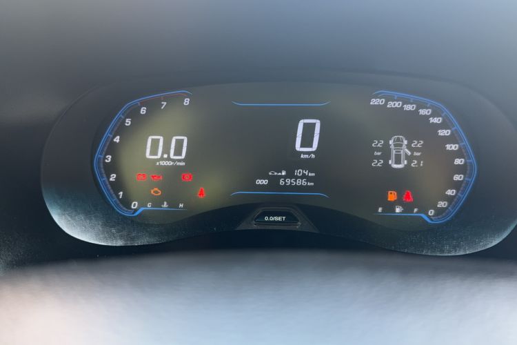 Used Wuling Hongguang S3 2018 1.5L Manual Luxury Model China V Standard Odometer Close Up