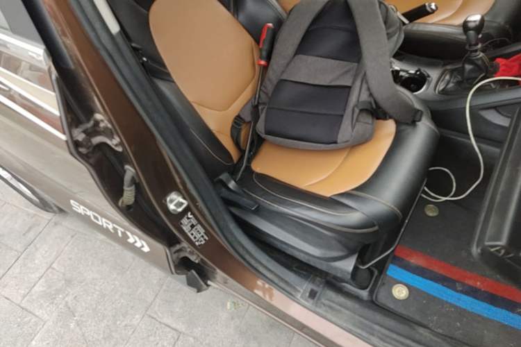 Used Wuling Hongguang S3 2018 1.5L Manual Comfort Model China V Standard Right Front Seat