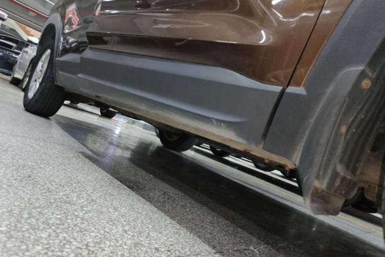 Used Wuling Hongguang S3 2018 1.5L Manual Luxury Model China V Standard Right Side Sill