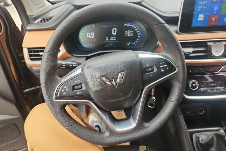 Used Wuling Hongguang S3 2018 1.5L Manual Luxury Model China V Standard Steering Wheel