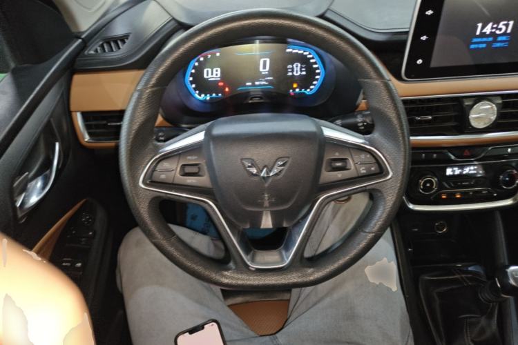 Used Wuling Hongguang S3 2018 1.5L Manual Luxury Model China V Standard Steering Wheel