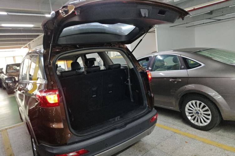 Used Wuling Hongguang S3 2018 1.5L Manual Luxury Model China V Standard Trunk