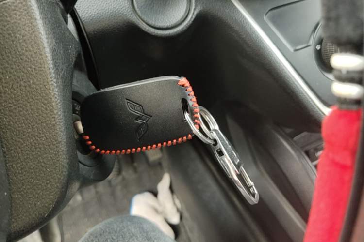 Used Wuling Hongguang S3 2018 1.5L Manual Comfort Model China V Standard Vehicle Key