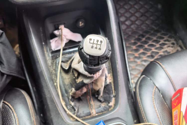 Used Wuling Hongguang S3 2018 1.5L Manual Luxury Model China V Standard Gear Lever