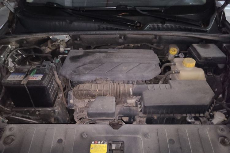 Used Wuling Hongguang S3 2018 1.5L Manual Luxury Model China V Standard Engine Bay