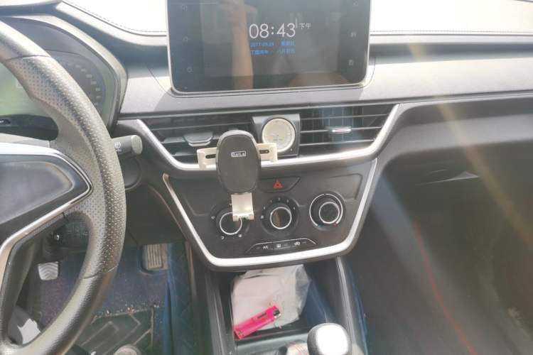 Used Wuling Hongguang S3 2018 1.5L Manual Comfort Model China V Standard Audio And AC Panel