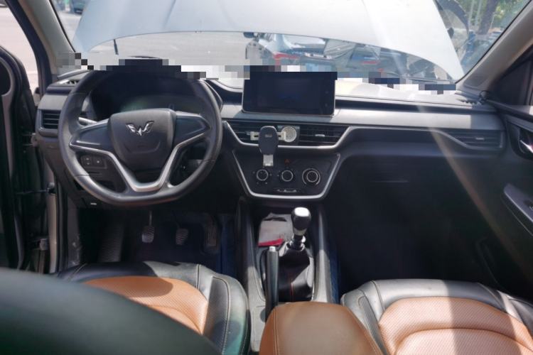 Used Wuling Hongguang S3 2018 1.5L Manual Comfort Model China V Standard Center Console