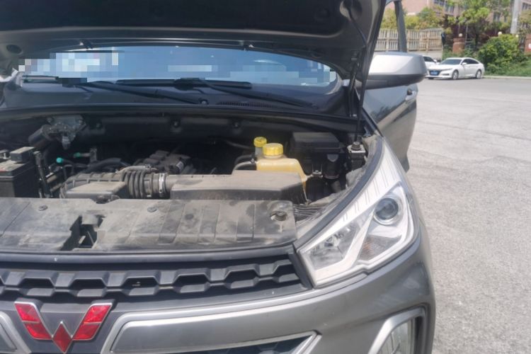 Used Wuling Hongguang S3 2018 1.5L Manual Comfort Model China V Standard Engine Bay Left