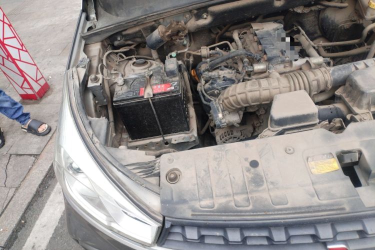 Used Wuling Hongguang S3 2018 1.5L Manual Comfort Model China V Standard Engine Bay Right