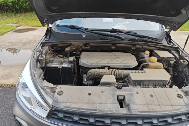 Used Wuling Hongguang S3 2018 1.5L Manual Luxury Model China V Standard Engine Bay Right
