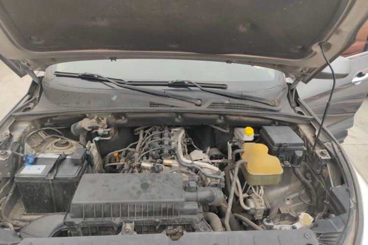 Used Wuling Hongguang S3 2018 1.5T Manual Comfort Model China V Standard Engine Bay