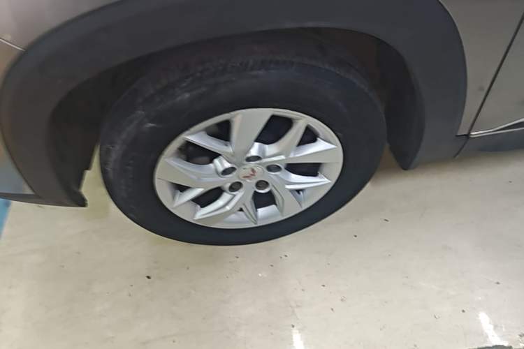 Used Wuling Hongguang S3 2018 1.5L Manual Luxury Model China V Standard Exterior 1