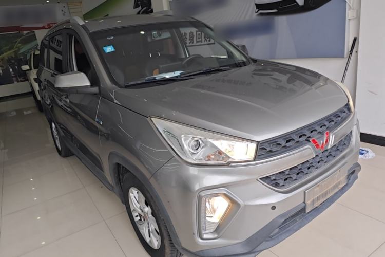 Used Wuling Hongguang S3 2018 1.5T Manual Luxury Model China V Standard Exterior 1