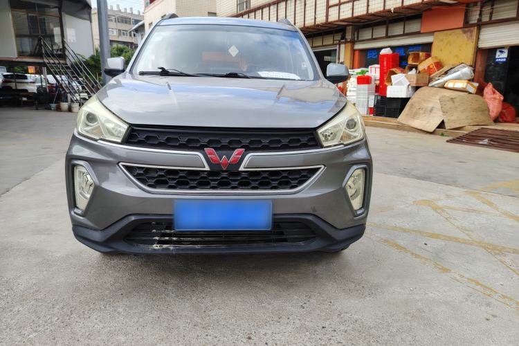 Used Wuling Hongguang S3 2018 1.5T Manual Comfort Model China V Standard Exterior 1