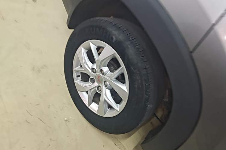 Used Wuling Hongguang S3 2018 1.5L Manual Luxury Model China V Standard Exterior 2