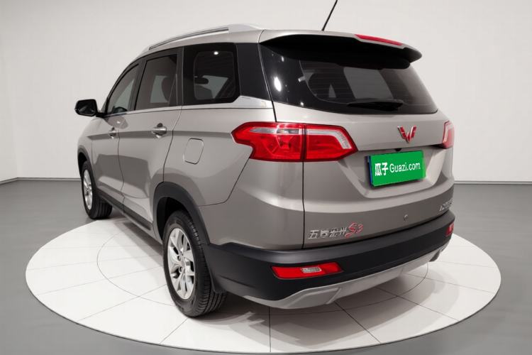 Used Wuling Hongguang S3 2018 1.5T Manual Luxury Model China V Standard Exterior 3