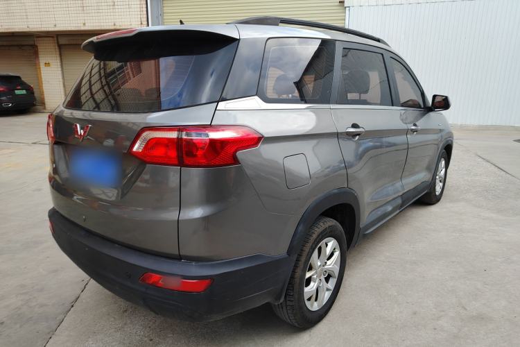 Used Wuling Hongguang S3 2018 1.5T Manual Comfort Model China V Standard Exterior 5