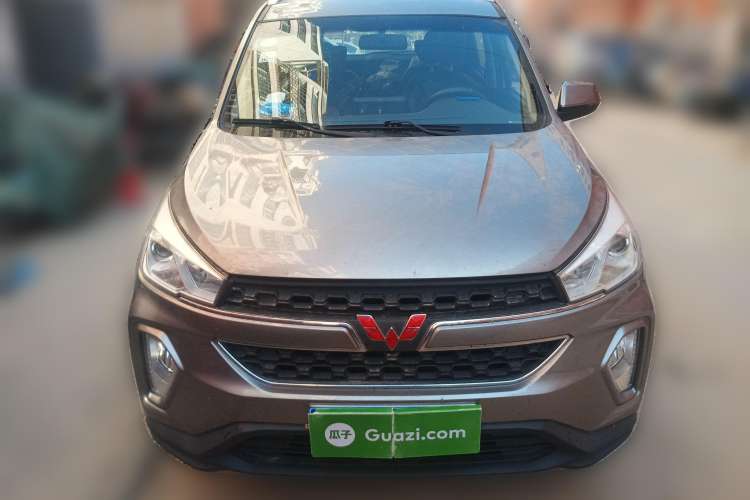 Used Wuling Hongguang S3 2018 1.5T Manual Luxury Model China V Standard Front
