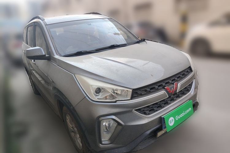 Used Wuling Hongguang S3 2018 1.5L Manual Comfort Model China V Standard Front Right 45 Deg