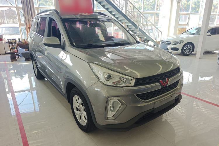 Used Wuling Hongguang S3 2018 1.5L Manual Comfort Model China V Standard Front Right 45 Deg