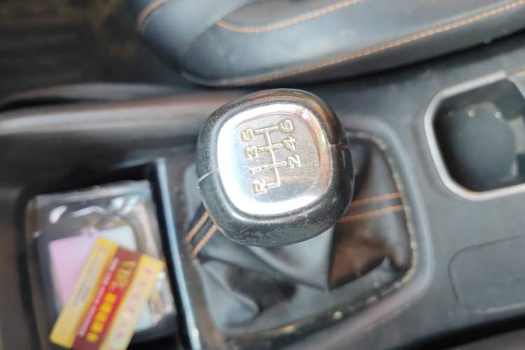Used Wuling Hongguang S3 2018 1.5T Manual Luxury Model China V Standard Gear Lever